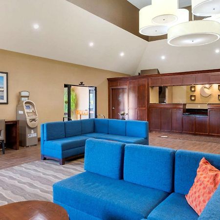 Comfort Inn & Suites Cincinnati Eastgate Ngoại thất bức ảnh
