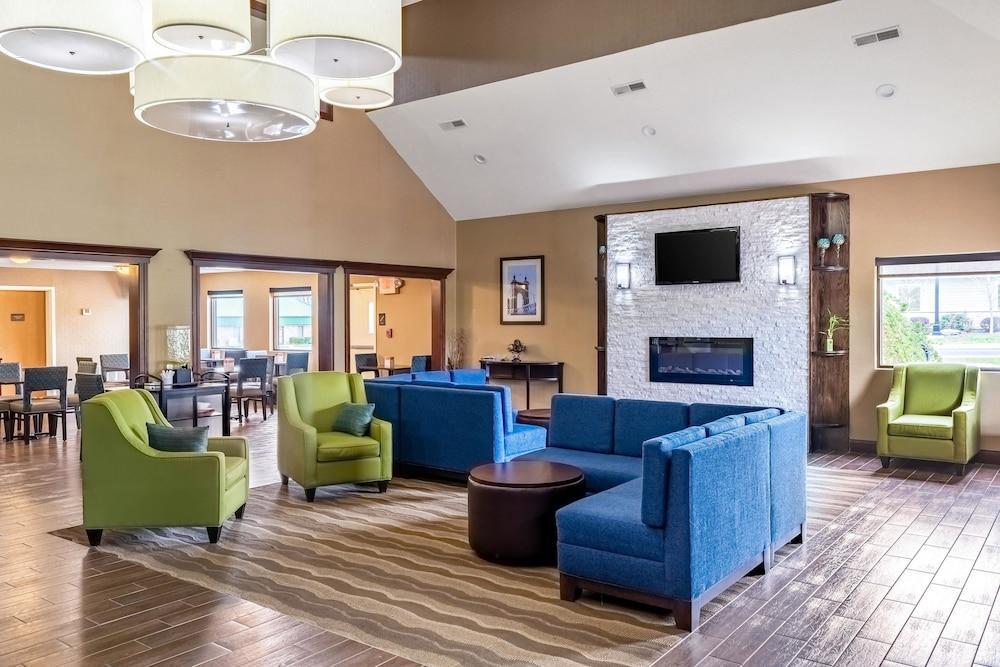 Comfort Inn & Suites Cincinnati Eastgate Ngoại thất bức ảnh