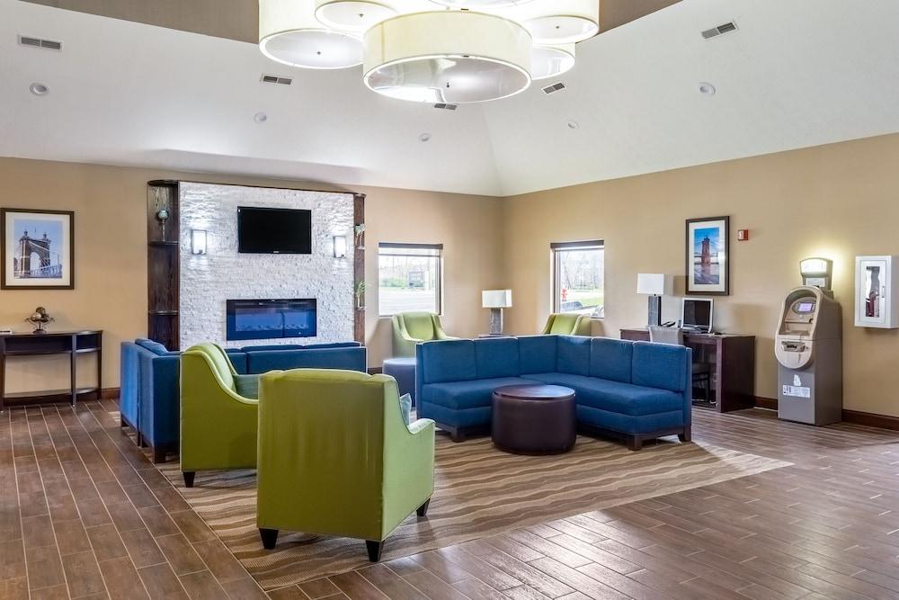 Comfort Inn & Suites Cincinnati Eastgate Ngoại thất bức ảnh