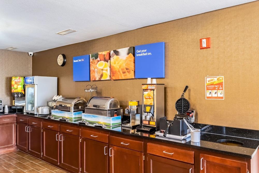 Comfort Inn & Suites Cincinnati Eastgate Ngoại thất bức ảnh