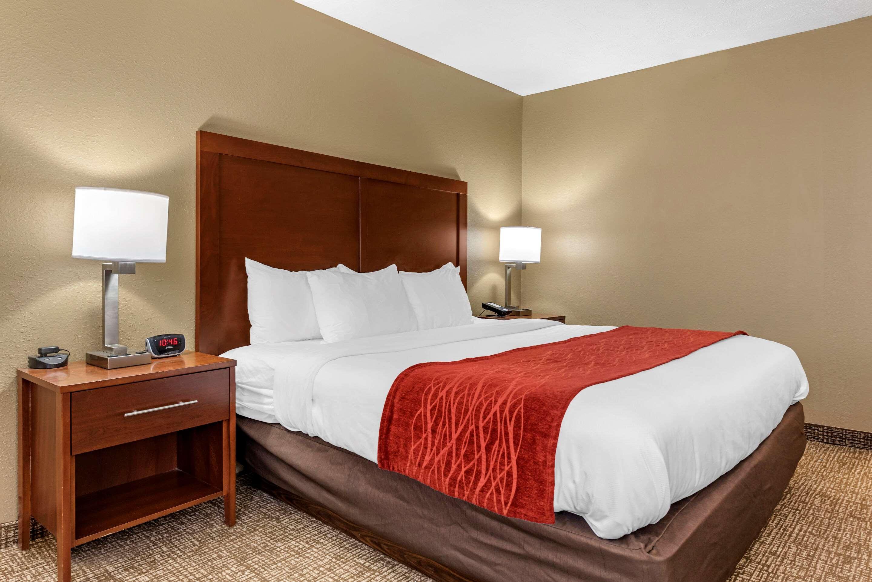 Comfort Inn & Suites Cincinnati Eastgate Ngoại thất bức ảnh