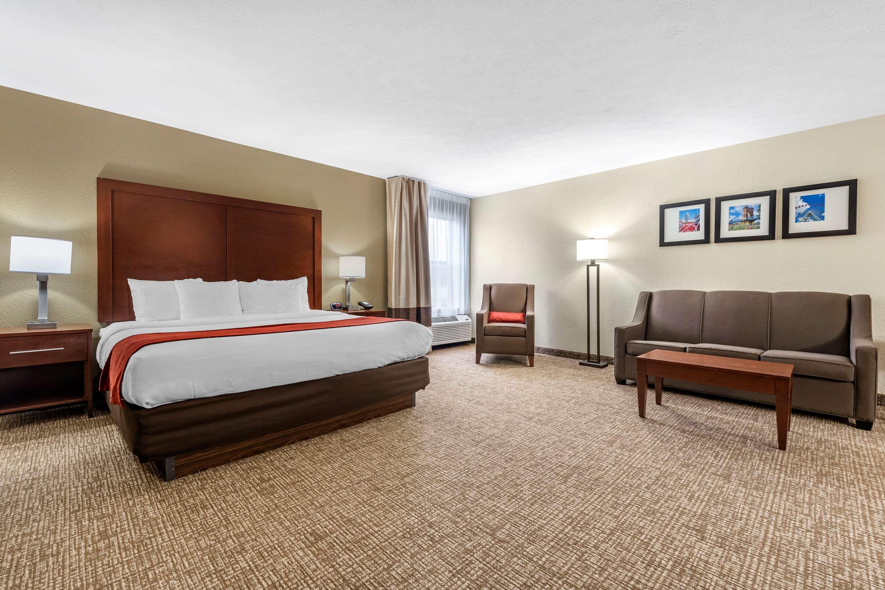 Comfort Inn & Suites Cincinnati Eastgate Ngoại thất bức ảnh