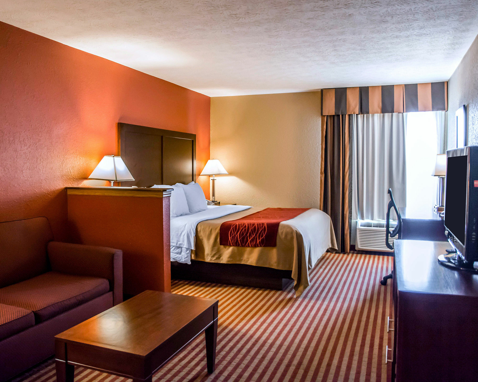 Comfort Inn & Suites Cincinnati Eastgate Ngoại thất bức ảnh